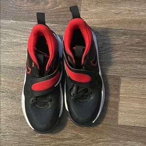 Nike Kids Black and Red Sneakers